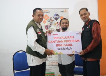 LAZISMU Pekanbaru Bantu Ibnu Sabil dari Tasikmalaya Menuju ke Makkah