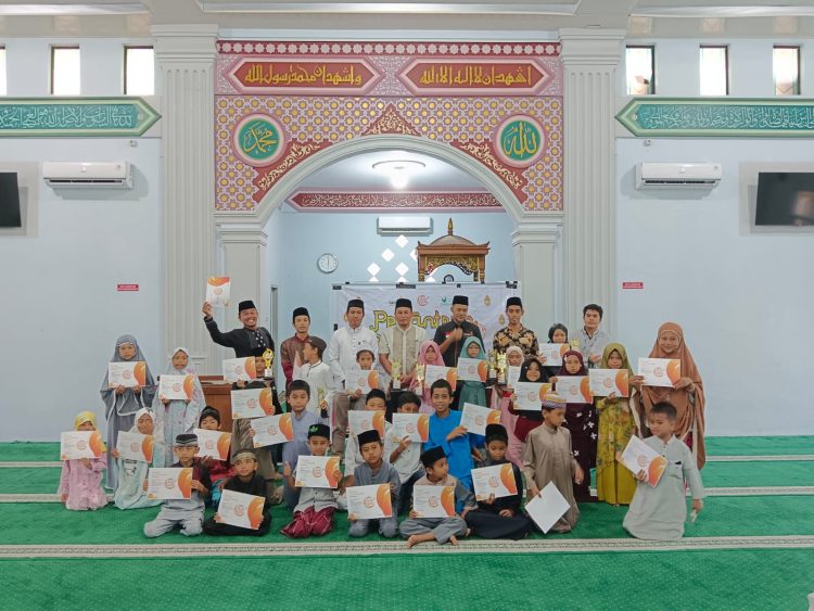 Pesantren Ramadhan Bersama LAZISMU Pekanbaru di Masjid Darunnur Usai