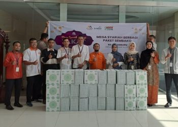 Bank Mega Syariah Percayakan ke LAZISMU Pekanbaru Pendistribusikan Sembako Kado Ramadhan