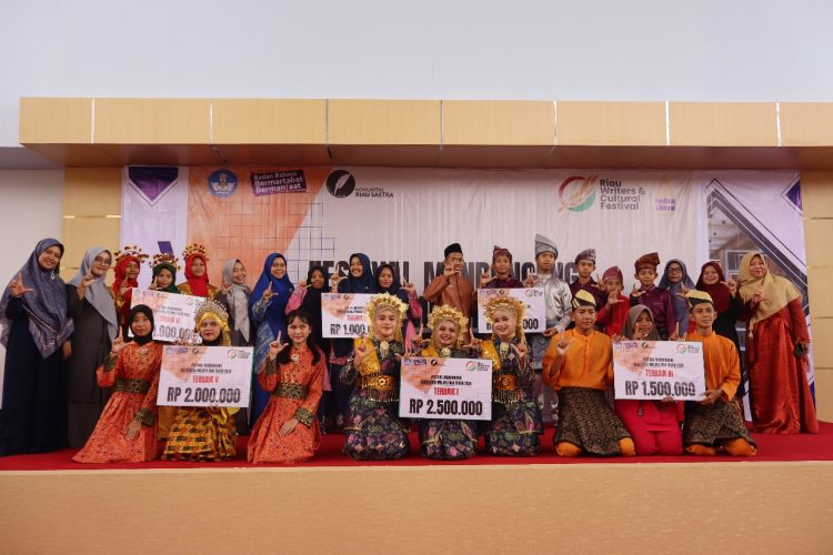 Komunitas Riau Sastra Gelar Festival Mendongeng Berbahasa Melayu Riau Tingkat SMP se-Provinsi Riau 2024
