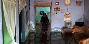 Banjir Pasang Air Laut Rendam Dumai, Sekolah Diliburkan