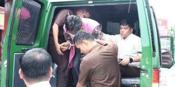 Kejari Rohul Tahan Kades Kepenuhan Baru Dugaan Korupsi PADes