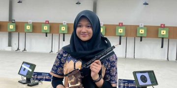 Membanggakan! Rihadatul Asyifa Persembahkan Medali Emas Menembak untuk Riau