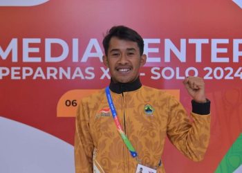 Ammar Hudzaifah Raih Medali Emas Pertama di Peparnas