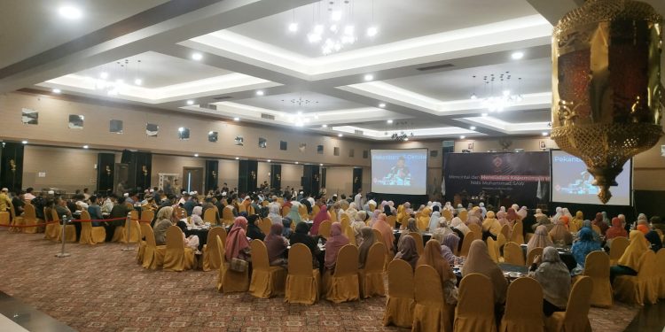 200 Tokoh Rijal Dan Nisa Se-Provinsi Riau Hadir dalam Agenda Maulid Nabi