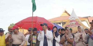 Jalan Sehat Milad ke-112 Muhammadiyah di Pekanbaru, Agung dan Markarius Tegaskan Dukungan untuk Umat