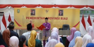 Pj Sekdaprov Riau Lantik 77 Pejabat Fungsional, Berikut Daftar Namanya