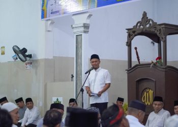 Walikota Pekanbaru Bagi – bagi Umrah untuk Guru – guru
