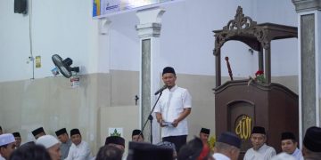 Walikota Pekanbaru Bagi – bagi Umrah untuk Guru – guru