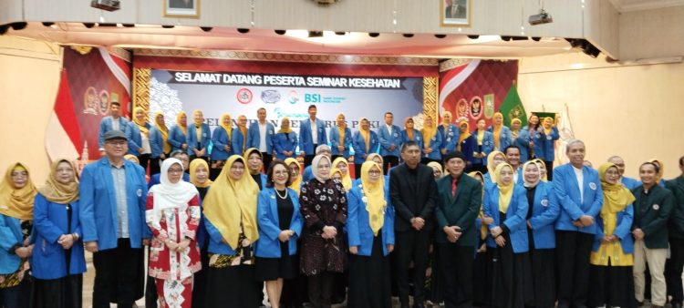 Ketua IDI Riau, Marhan Efendi Lantik Ketua PDKI 2024-2027 Elda Nazriati Di Balai Serindit