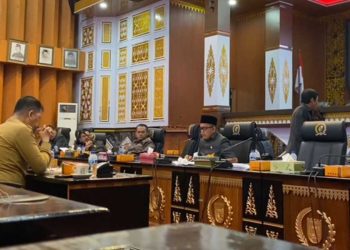 Rapat Banggar: Ketua DPRD Pekanbaru Minta Anggaran Mobil Dinas Dicoret dari APBD 2025