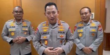 KAPOLRI Ucapkan Selamat Ultah, UAS Balas dengan Pantun Sukses Selalu