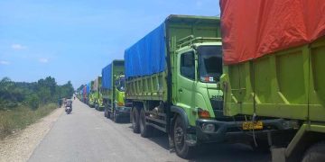 Ketua Komisi III DPRD Riau Soroti Truk Batu Bara Bebas Merusak Jalan di Kota Pekanbaru