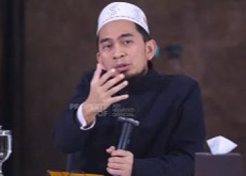 Ustaz Adi Hidayat Jelaskan Kemuliaan Shalat Dhuha di Waktu Syuruq, MasyaAllah Senilai Pahala Haji dan Umrah