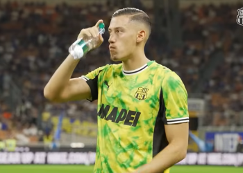 Pasangan Bek Tengah Berganti, Kapten Timnas Indonesia Jay Idzes Tak Tergantikan 7 Pertandingan di Sassuolo