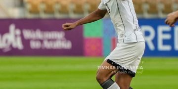 Thom Haye Bangga dengan Performa Pemain Muda Persib, Nazriel Alvaro yang Tampil di Piala Dunia U-17 2025