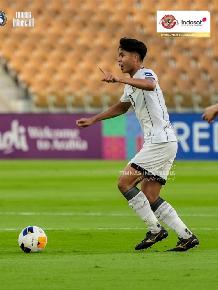 Thom Haye Bangga dengan Performa Pemain Muda Persib, Nazriel Alvaro yang Tampil di Piala Dunia U-17 2025