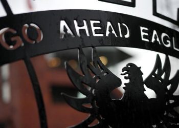 Rapor Dean James usai Go Ahead Eagles Digebuk Stuttgart di Liga Europa: Tampil Full, Kena Kartu Kuning