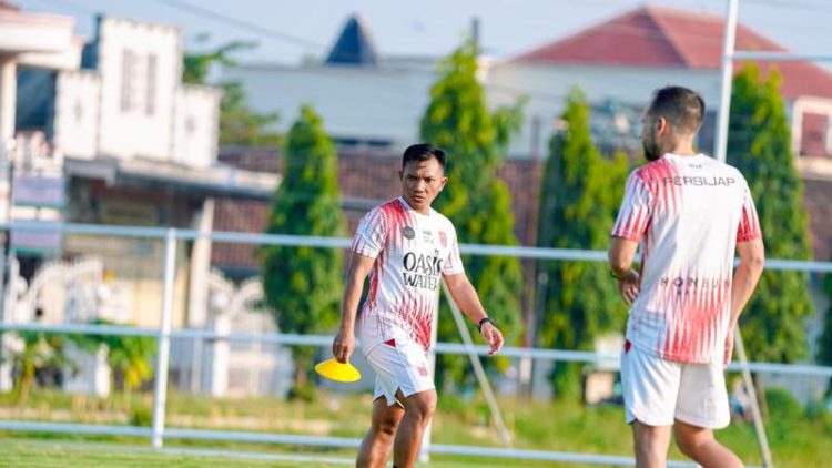 Caretaker Persijap Optimistis Bekuk PSBS, Asalkan Tidak Banyak Protes ke Wasit dan Pertahanan Solid