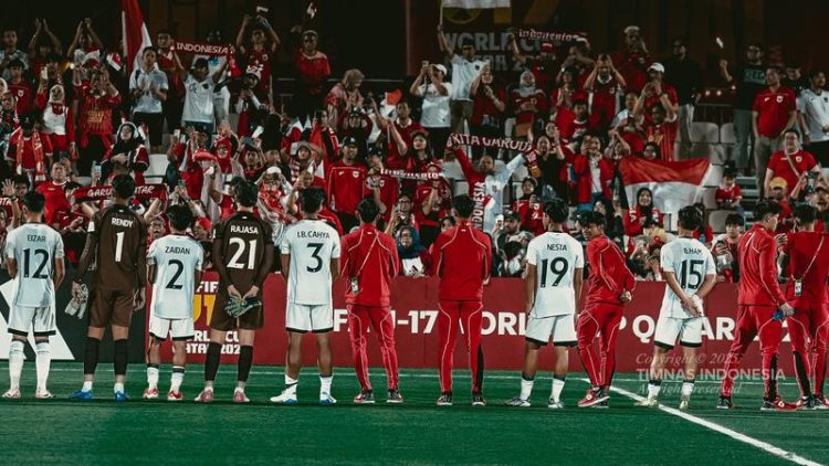 Erick Thohir Mengaku Dapat Pujian dari Teman-teman di Qatar karena Suporter Timnas Indonesia U-17 Tertib dan Suportif di Piala Dunia U-17