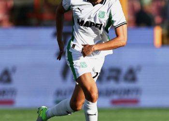 Sassuolo Kagumi Penyelamatan Heroik Jay Idzes: Sampai Disorot Lima Angle Berbeda saat Blok Tembakan Pakai Wajah