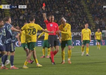 Nasib Sial Justin Hubner Bersama Fortuna Sittard, Baru Masuk Langsung Dapat Kartu Merah