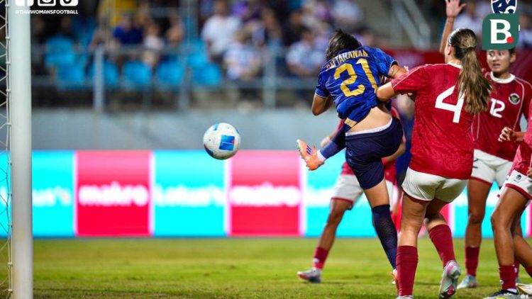 Pelatih Timnas Indonesia Putri Bertanggung Jawab dengan Kekalahan 0-8 dari Thailand di SEA Games 2025