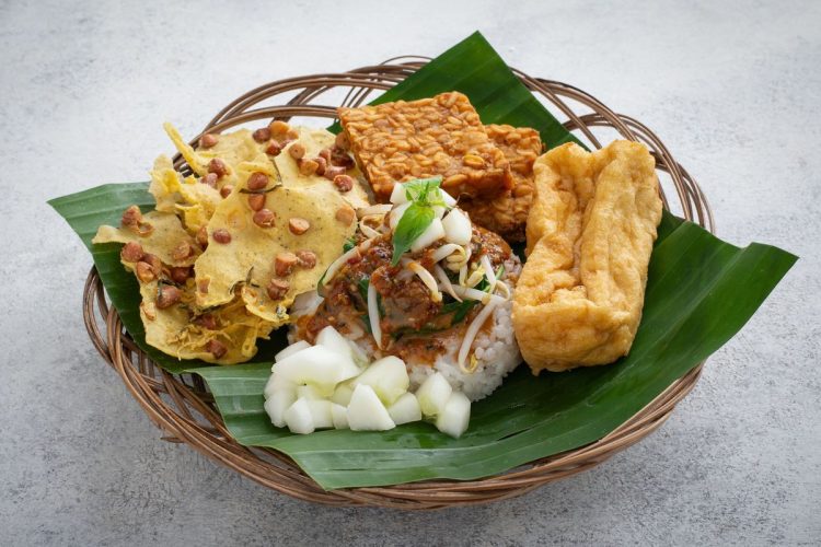 Pecel Masuk Top 7 Salad Terbaik di Dunia, Kalahkan Som Tam Asal Thailand
