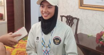 Sumbang Emas di SEA Games, Plt Gubernur Sambut Kedatangan Atlet Panjat Tebing Riau Puja Lestar