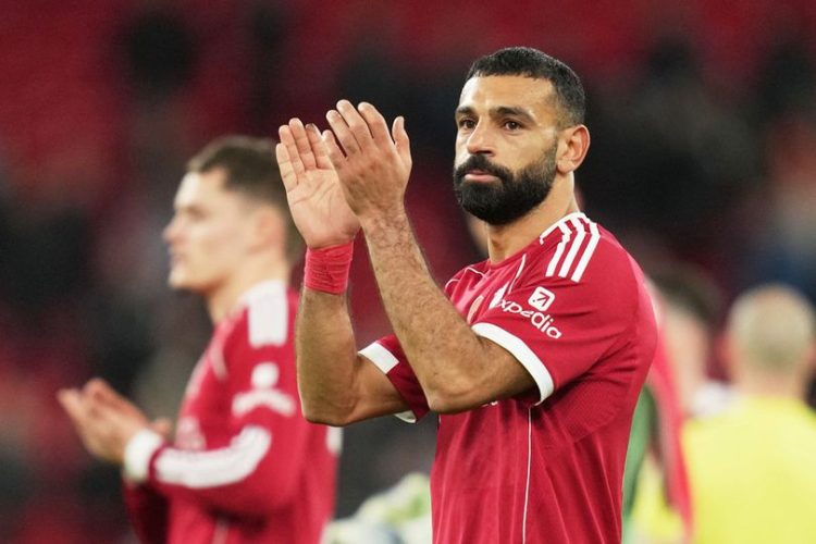 Arne Slot Buka Alasan Kembali Cadangkan Mohamed Salah