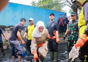 Walkot Agung Lanjutkan Gotong Royong Serentak, Minta RT-RW Terlibat Langsung