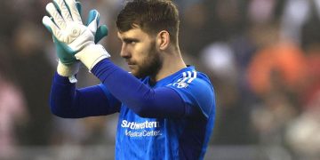 Setelah Bantah Bakal Gabung Persib, Maarten Paes Kini Didekati Ajax Amsterdam