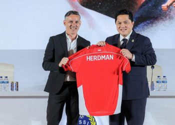 John Herdman Resmi Diperkenalkan ke Publik, Ketum PSSI: Semoga Cepat Adaptasi, Mari Bikin Bangga Indonesia