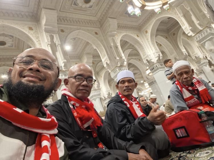 Tahallul dengan Cukur Botak Lebih Besar Pahalanya