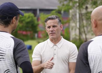 Pelatih Persija Ungkap Isi Percakapannya dengan John Herdman di Sawangan: Pujian, Motivasi, dan Dukungan Timnas Indonesia ke Piala Dunia 2030