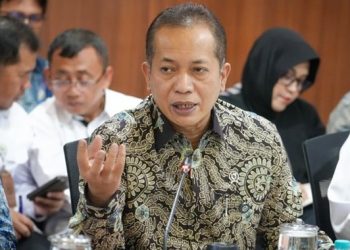 di Rapat DPR, MENKOP Mengaku Tak Tahu Soal impor 105.000 Mobil Pikap india