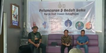 Satupena Riau Gelar Peluncuran dan Bedah Buku Karya Dodi Irawan Bakaghojo