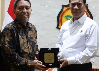 SESAAT BERSAMA PAK MENTERI