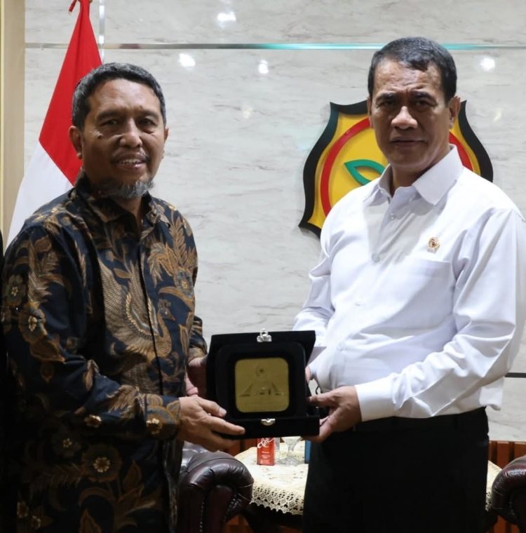 SESAAT BERSAMA PAK MENTERI