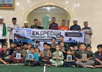 Menyusuri Pulau Terluar, Antarkan Amanah dan Hidayah