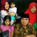 “Ulang Tahun & Kacamata Hitam…”.